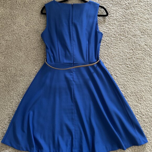DB Dressbarn Fit & Flare Dress with Belt | vibrant, flattering, hard to find! - Picture 4 of 8